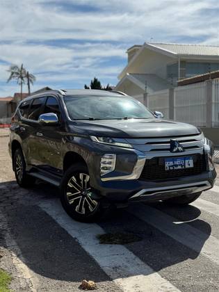 MITSUBISHI PAJERO SPORT 2.4 16V MIVEC TURBO DIESEL HPE-S AWD AUTOMÁTICO